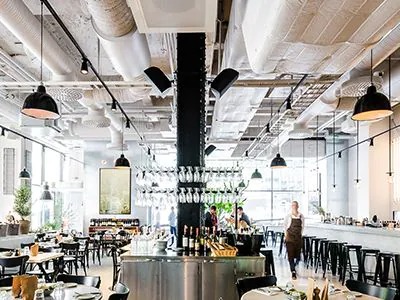 凯发k8国际首页登录助力斯德哥尔摩的法国工业风餐厅Usine