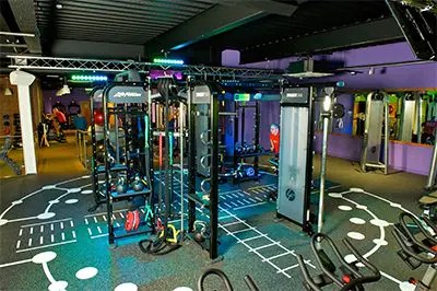 英国Simply Gym健身房采用凯发k8国际首页登录CIS产品